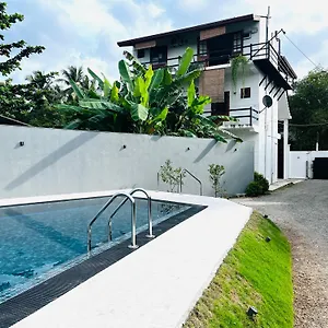  Hostel Vish Ceylon